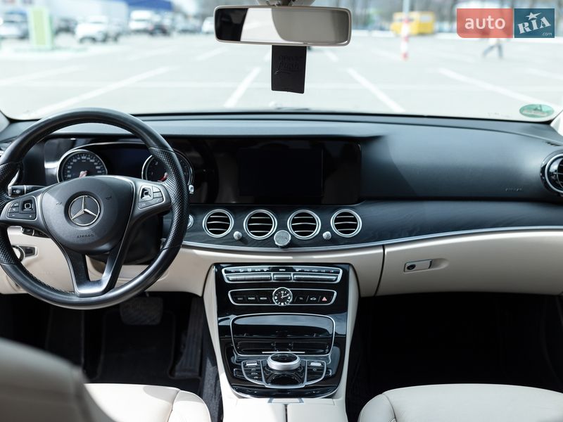 Седан Mercedes-Benz E-Class 2016 в Одессе