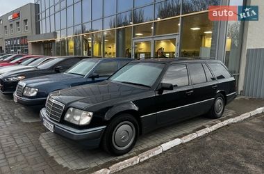 Универсал Mercedes-Benz E-Class 1995 в Днепре