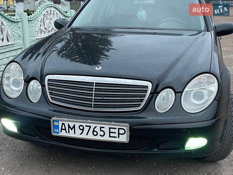 Mercedes-Benz E-Class 2005