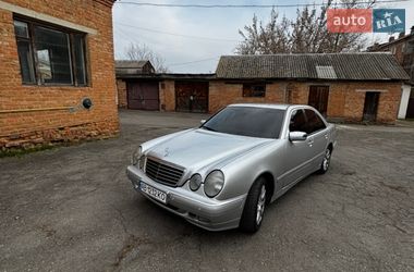 Седан Mercedes-Benz E-Class 2001 в Тульчине