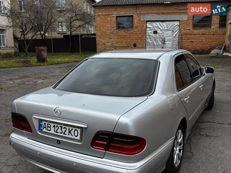 Mercedes-Benz E-Class 2001 VIN WDB2100071B475176 фото оголошення 10 з 50