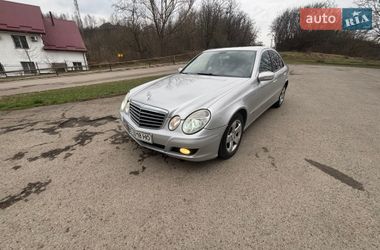 Седан Mercedes-Benz E-Class 2002 в Ивано-Франковске
