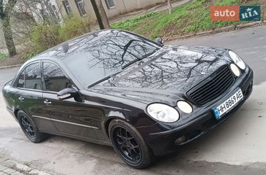 Седан Mercedes-Benz E-Class 2003 в Одессе