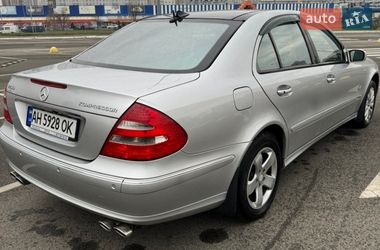 Седан Mercedes-Benz E-Class 2002 в Києві
