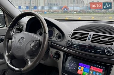 Седан Mercedes-Benz E-Class 2002 в Києві