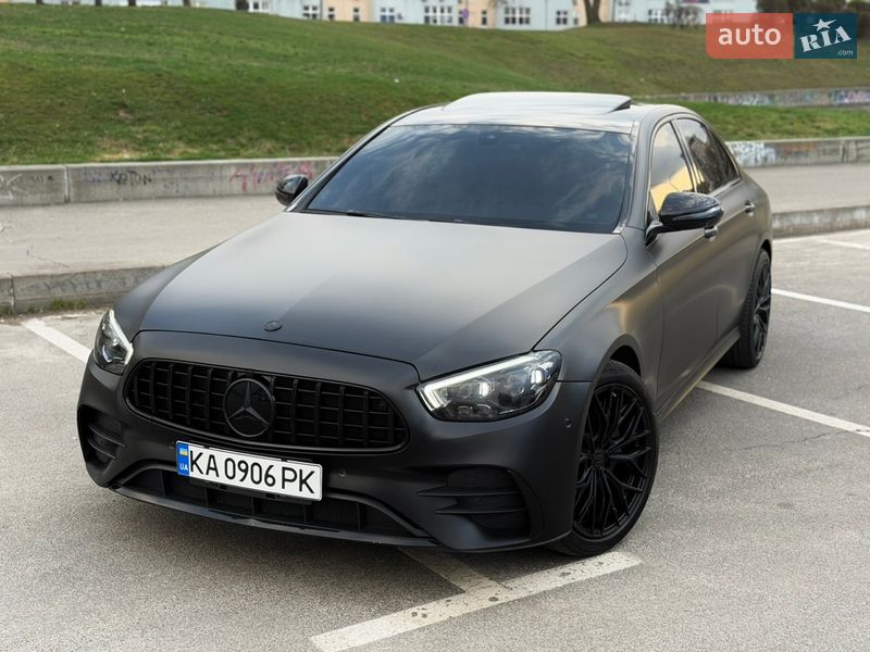 Седан Mercedes-Benz E-Class 2016 в Киеве