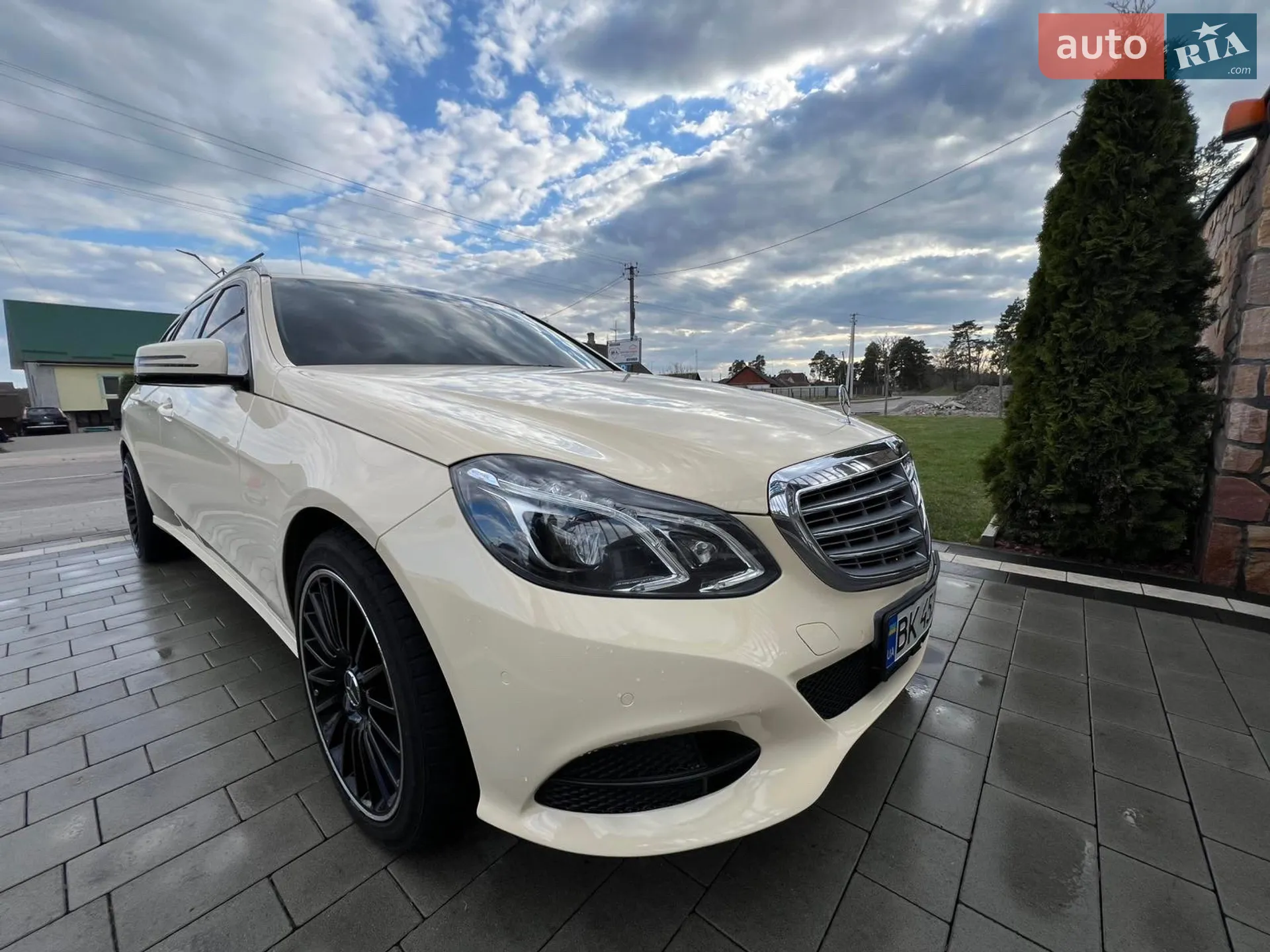 2014 Mercedes-Benz E-klasse - мініатюра 11