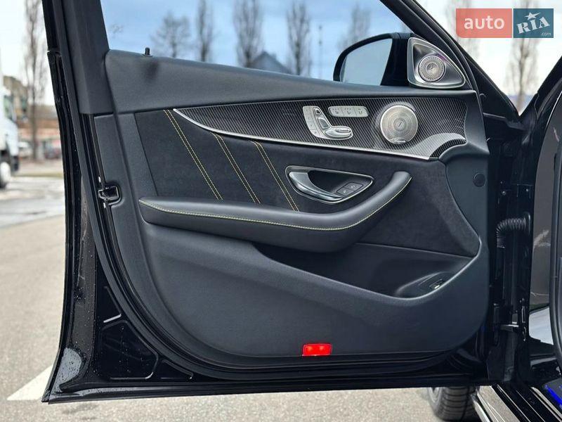 Седан Mercedes-Benz E-Class 2019 в Киеве