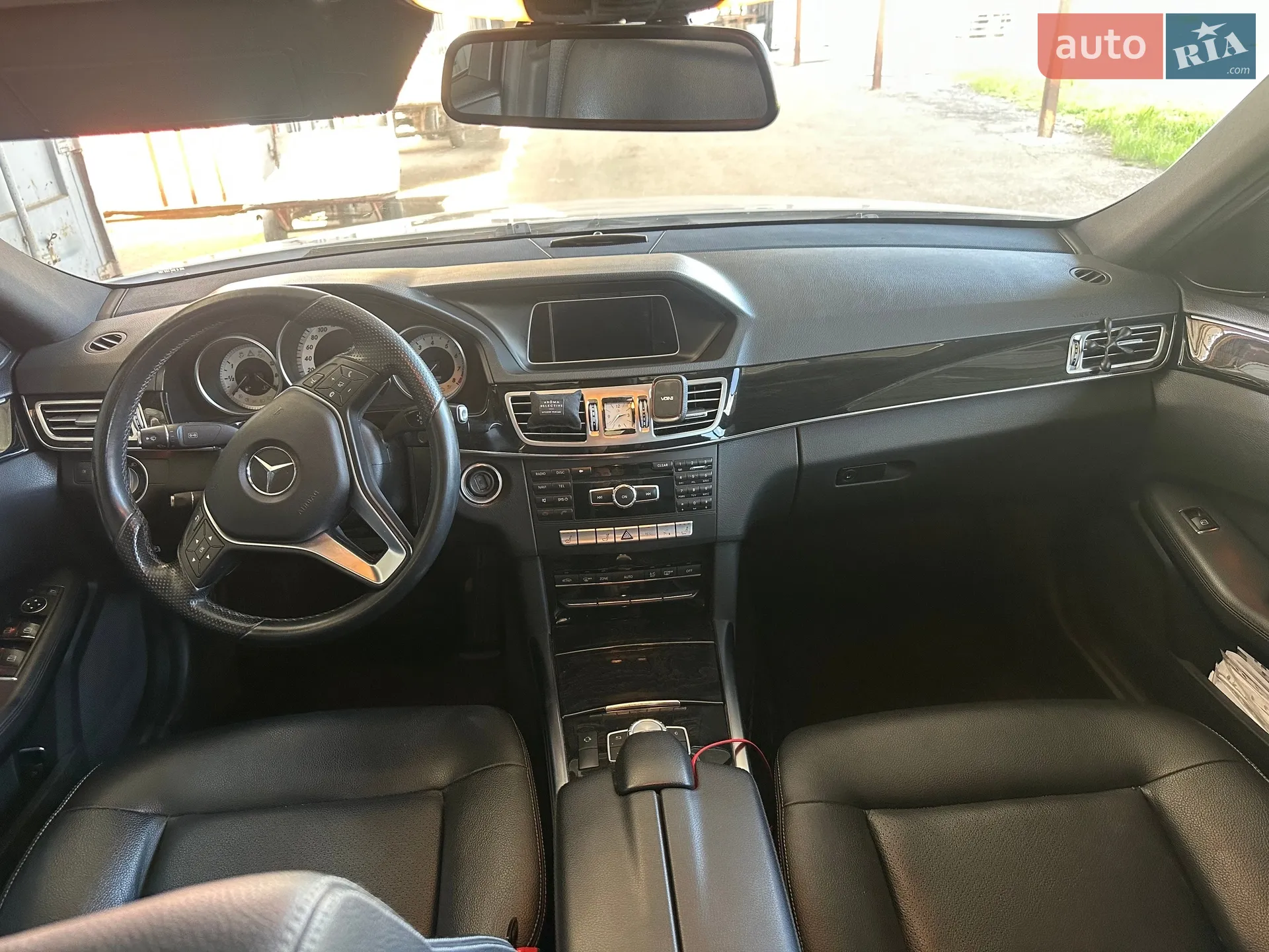 2013 Mercedes-Benz E-klasse - мініатюра 23