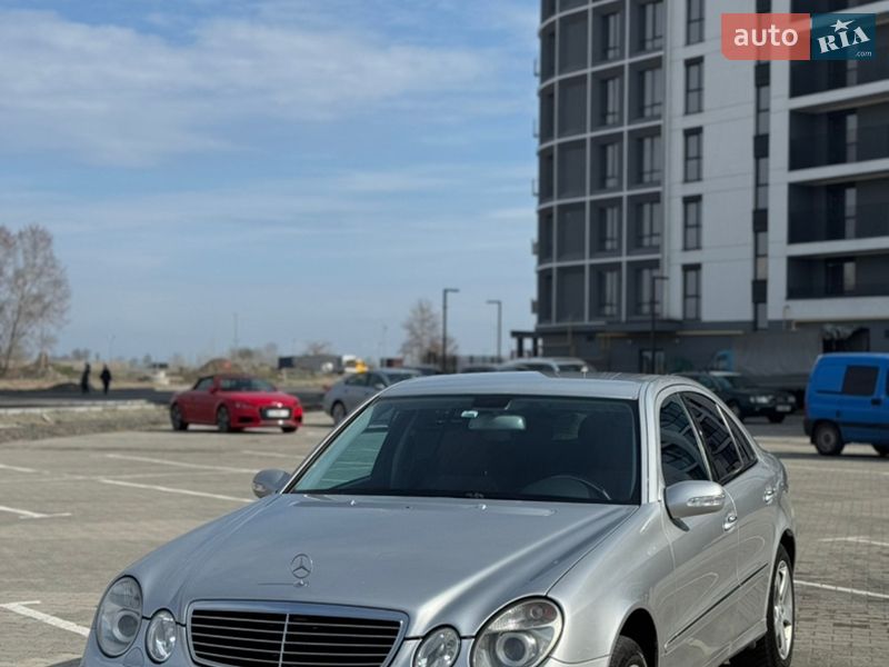 Mercedes-Benz E-Class 2001