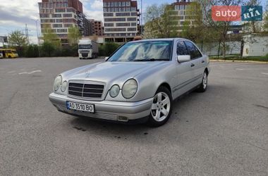 Седан Mercedes-Benz E-Class 1999 в Ужгороде