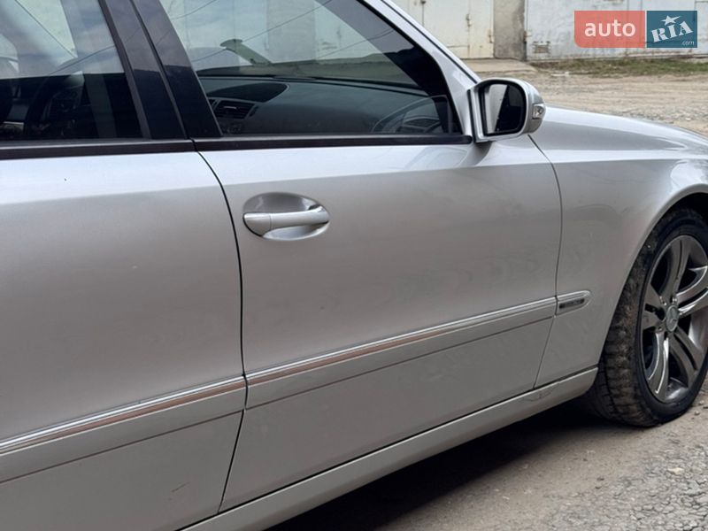 Седан Mercedes-Benz E-Class 2004 в Хмельницком