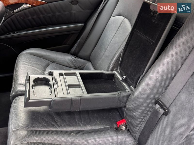 Седан Mercedes-Benz E-Class 2004 в Хмельницком