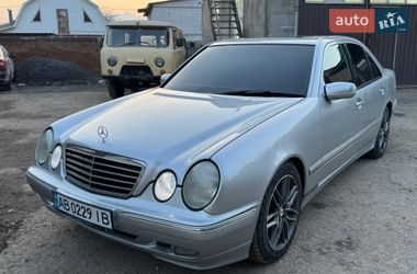 Седан Mercedes-Benz E-Class 2001 в Тульчине