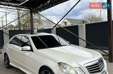 Седан Mercedes-Benz E-Class 2013 в Новому Бузі