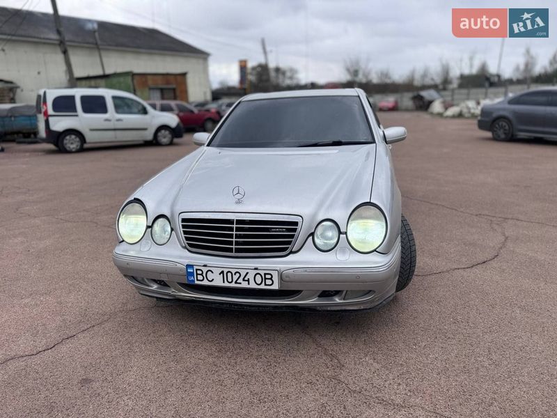 Mercedes-Benz E-Class 2000