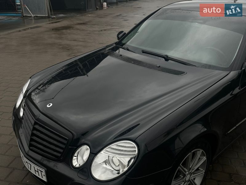 Седан Mercedes-Benz E-Class 2007 в Луцке