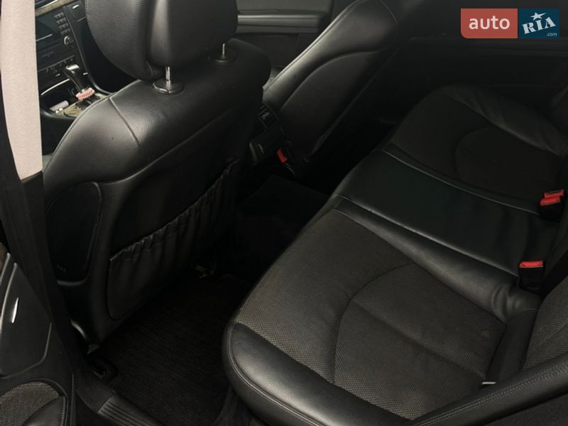 Седан Mercedes-Benz E-Class 2007 в Луцке