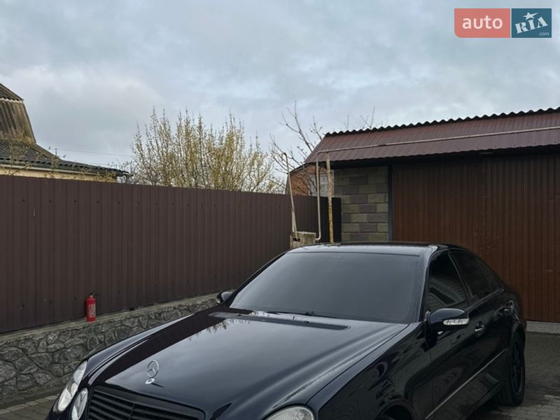 Mercedes-Benz E-Class 2002 Mercedes-Benz E-Class 2002