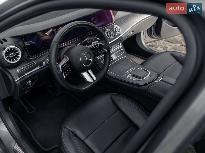 Универсал Mercedes-Benz E-Class 2018 в Киеве