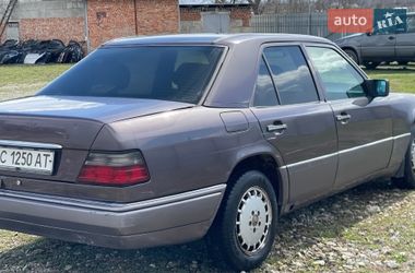 Седан Mercedes-Benz E-Class 1994 в Тернополе