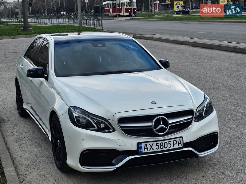Mercedes-Benz E-Class 2013