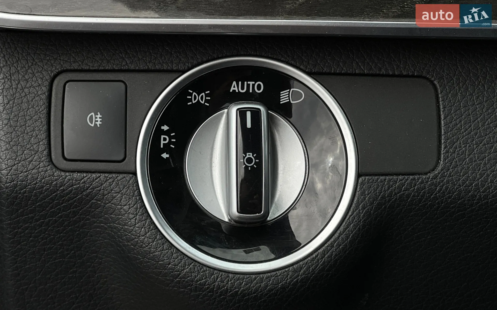 2013 Mercedes-Benz E-klasse - мініатюра 11