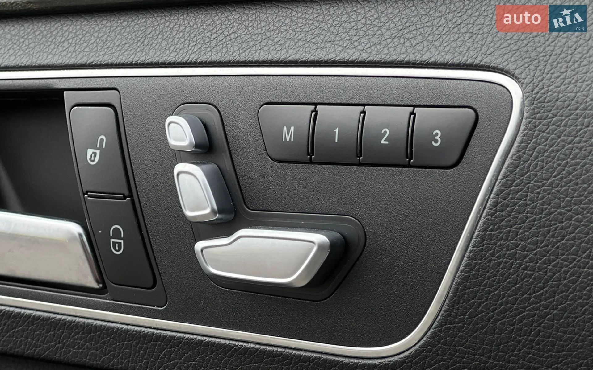 2013 Mercedes-Benz E-klasse - мініатюра 12