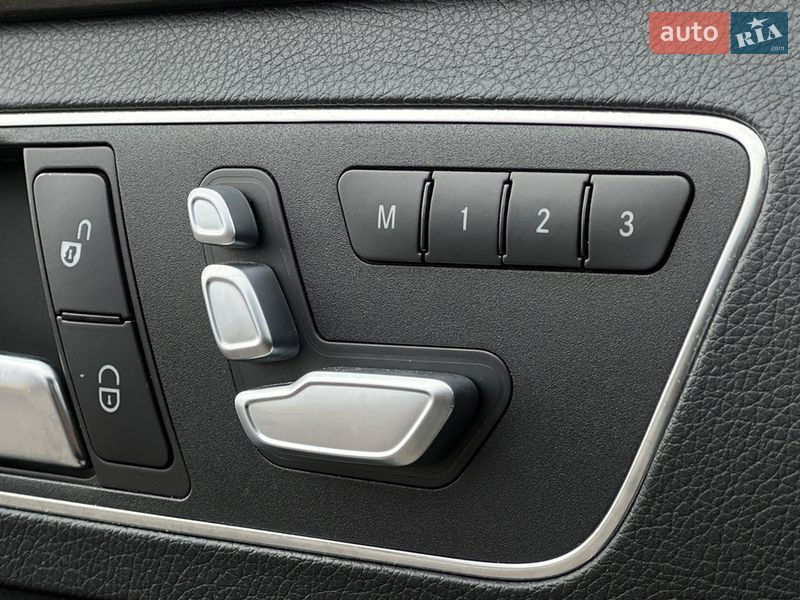 Седан Mercedes-Benz E-Class 2013 в Львове