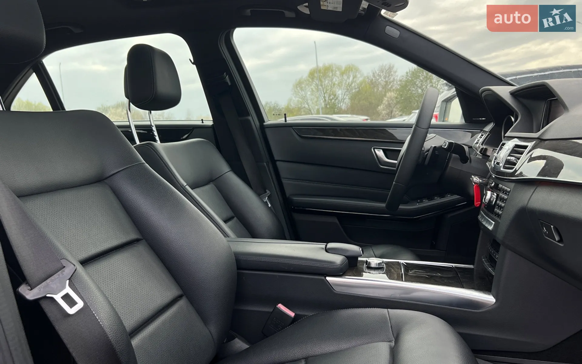 2013 Mercedes-Benz E-klasse - мініатюра 21