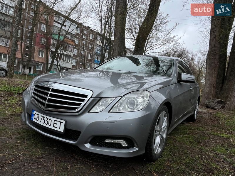 Mercedes-Benz E-Class 2010