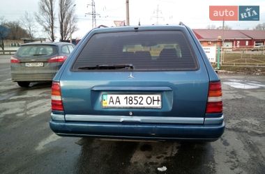 Універсал Mercedes-Benz E-Class 1993 в Києві