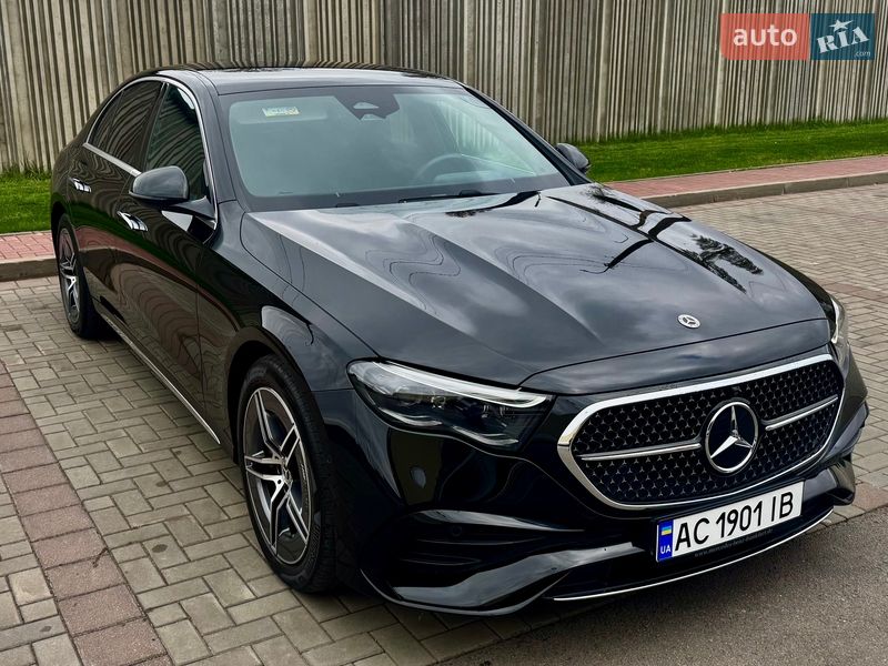 Mercedes-Benz E-Class 2024