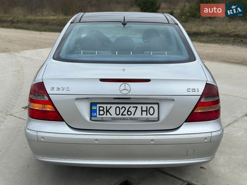 Седан Mercedes-Benz E-Class 2003 в Костополе