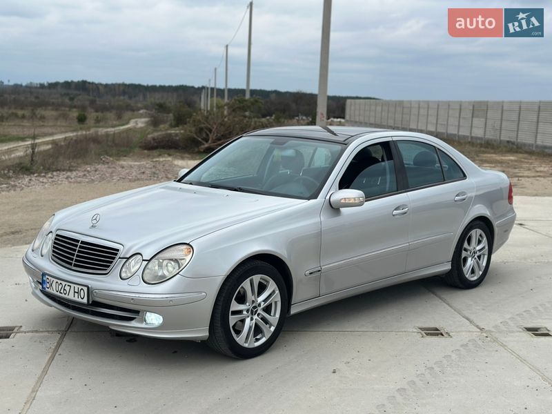 Седан Mercedes-Benz E-Class 2003 в Костополе