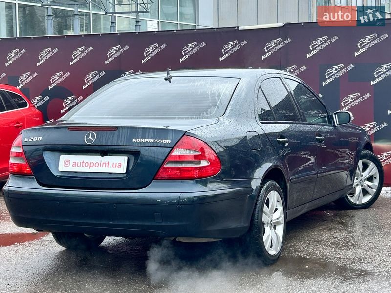 Седан Mercedes-Benz E-Class 2004 в Сумах