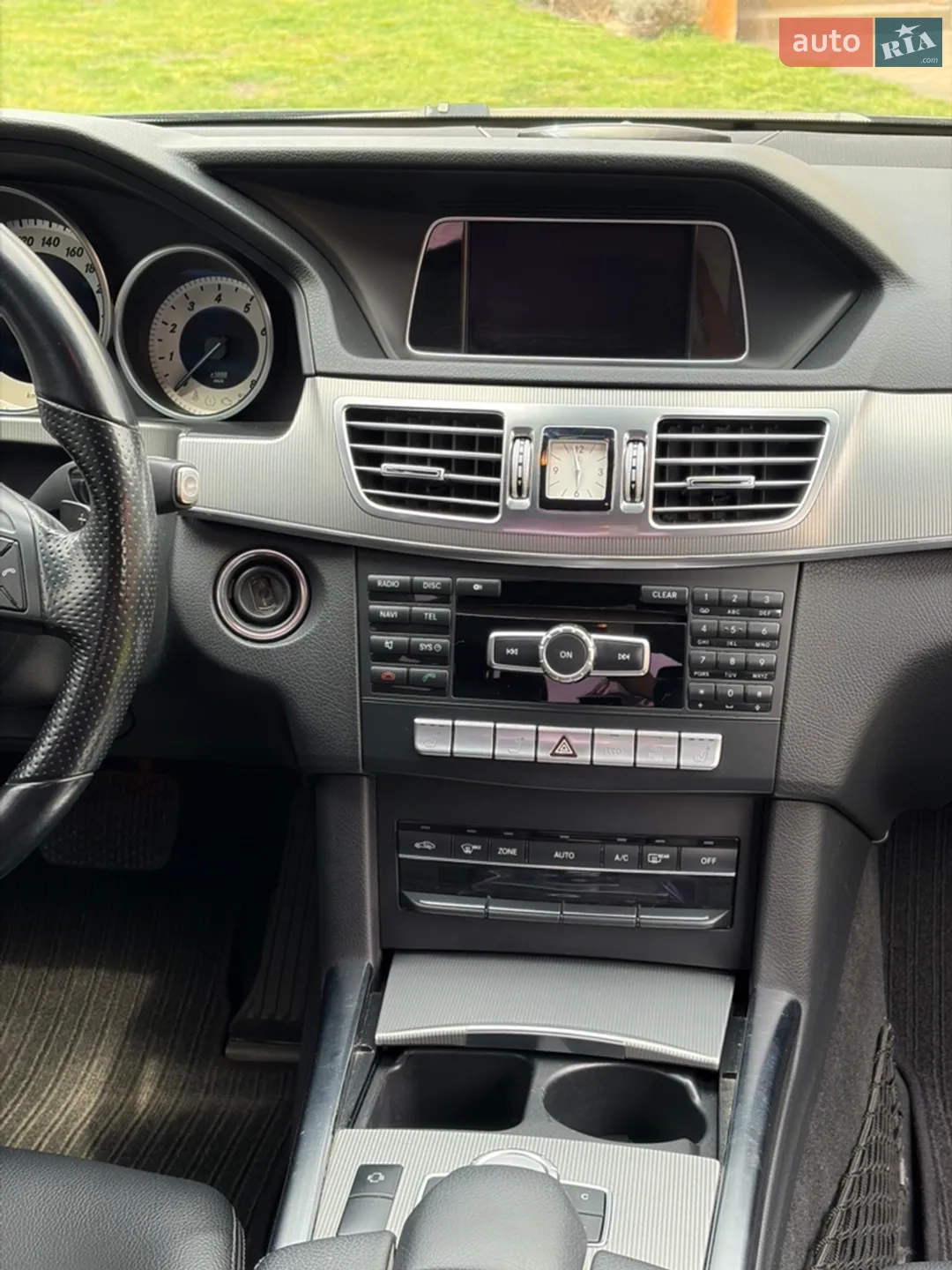2013 Mercedes-Benz E-klasse - мініатюра 31