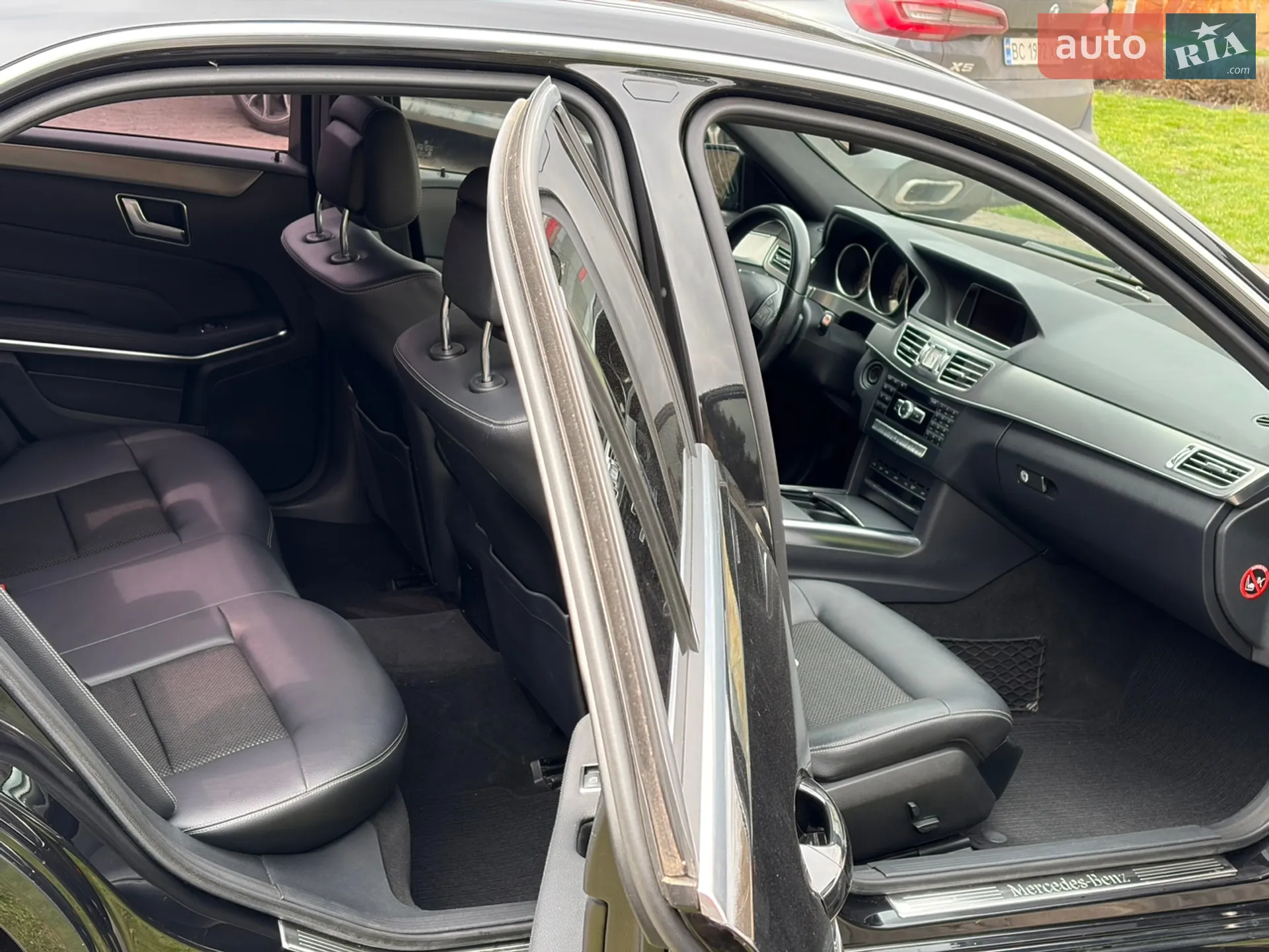 2013 Mercedes-Benz E-klasse - мініатюра 35