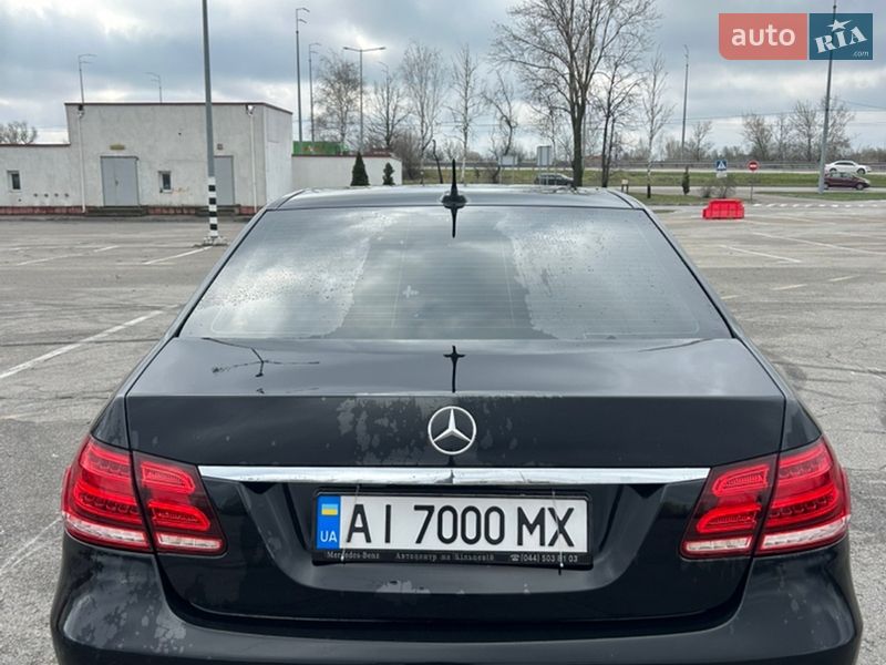 Седан Mercedes-Benz E-Class 2015 в Киеве