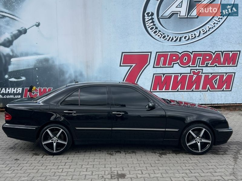 Седан Mercedes-Benz E-Class 2000 в Хмельницком