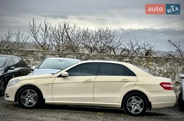 Седан Mercedes-Benz E-Class 2012 в Кам'янець-Подільському