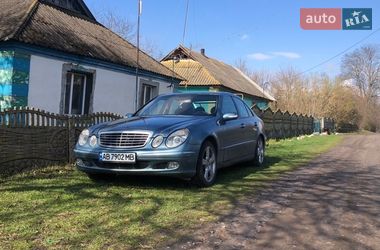 Седан Mercedes-Benz E-Class 2002 в Вінниці