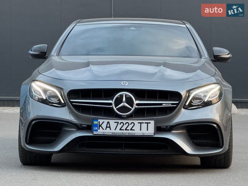 Седан Mercedes-Benz E-Class 2017 в Киеве