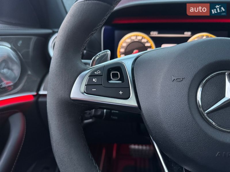 Седан Mercedes-Benz E-Class 2017 в Киеве