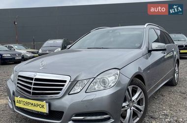Універсал Mercedes-Benz E-Class 2011 в Ужгороді