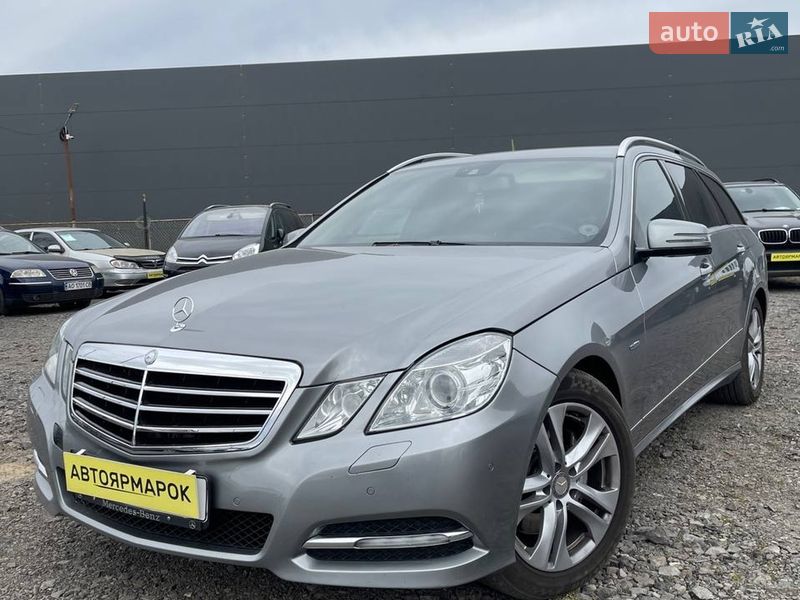 Mercedes-Benz E-Class 2011