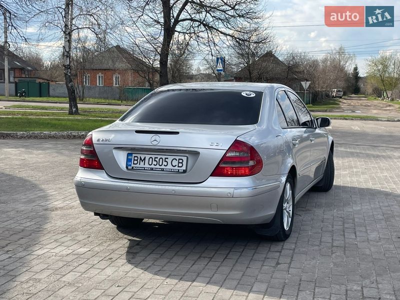 Седан Mercedes-Benz E-Class 2002 в Лебедині