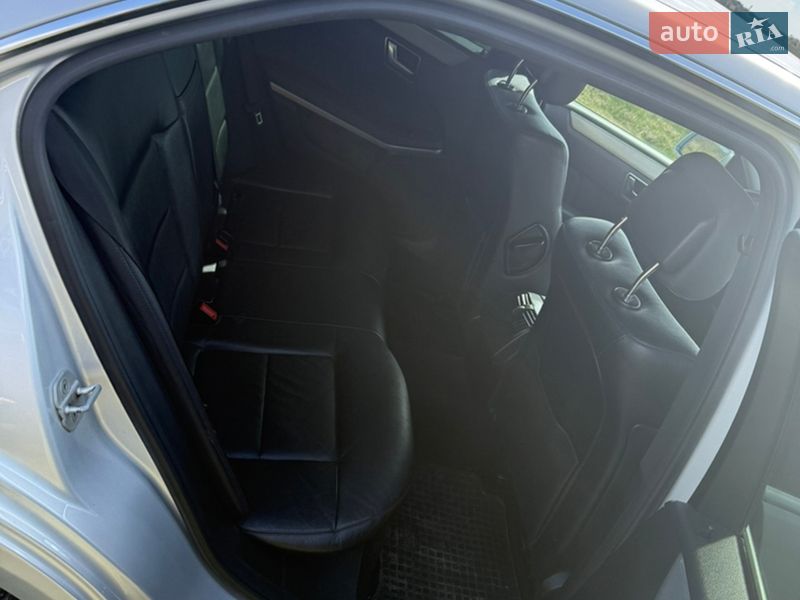 Седан Mercedes-Benz E-Class 2012 в Львове фото 10 Седан Mercedes-Benz E-Class 2012 в Львове