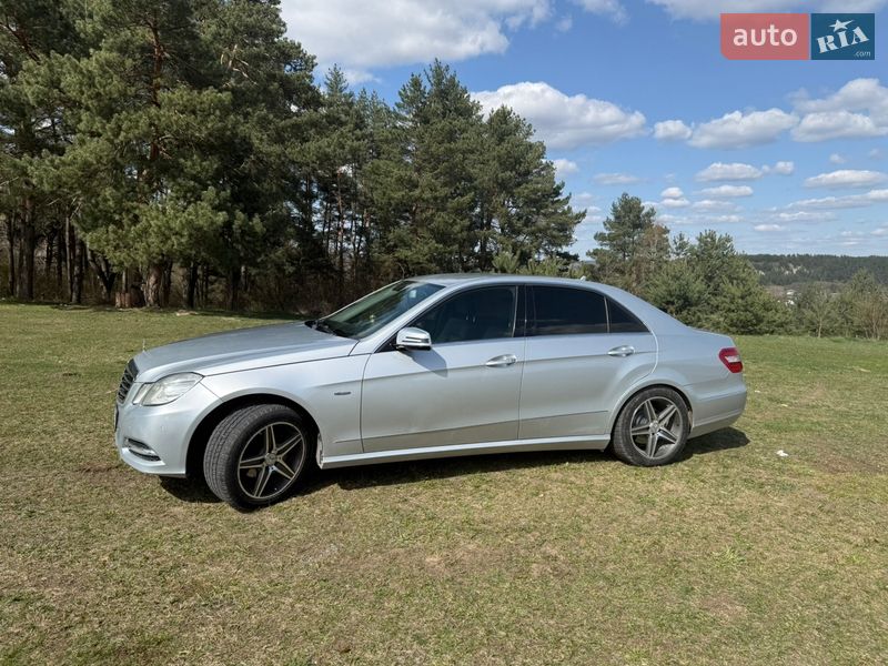 Седан Mercedes-Benz E-Class 2012 в Львове фото 14 Седан Mercedes-Benz E-Class 2012 в Львове