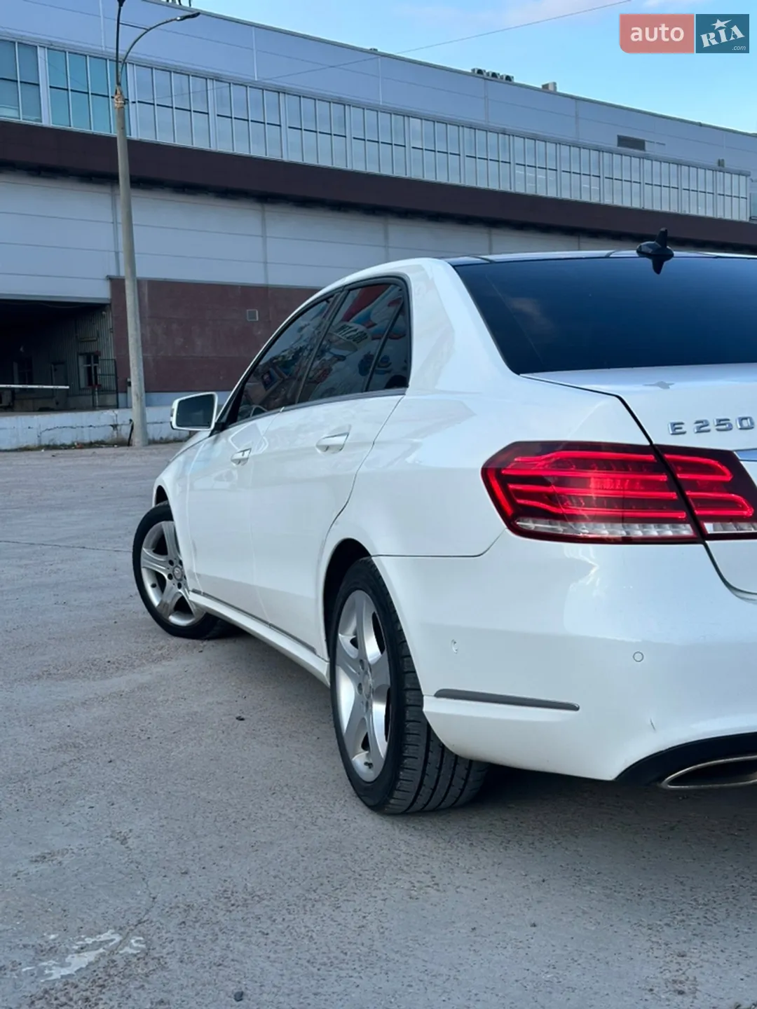 2014 Mercedes-Benz E-klasse - мініатюра 6